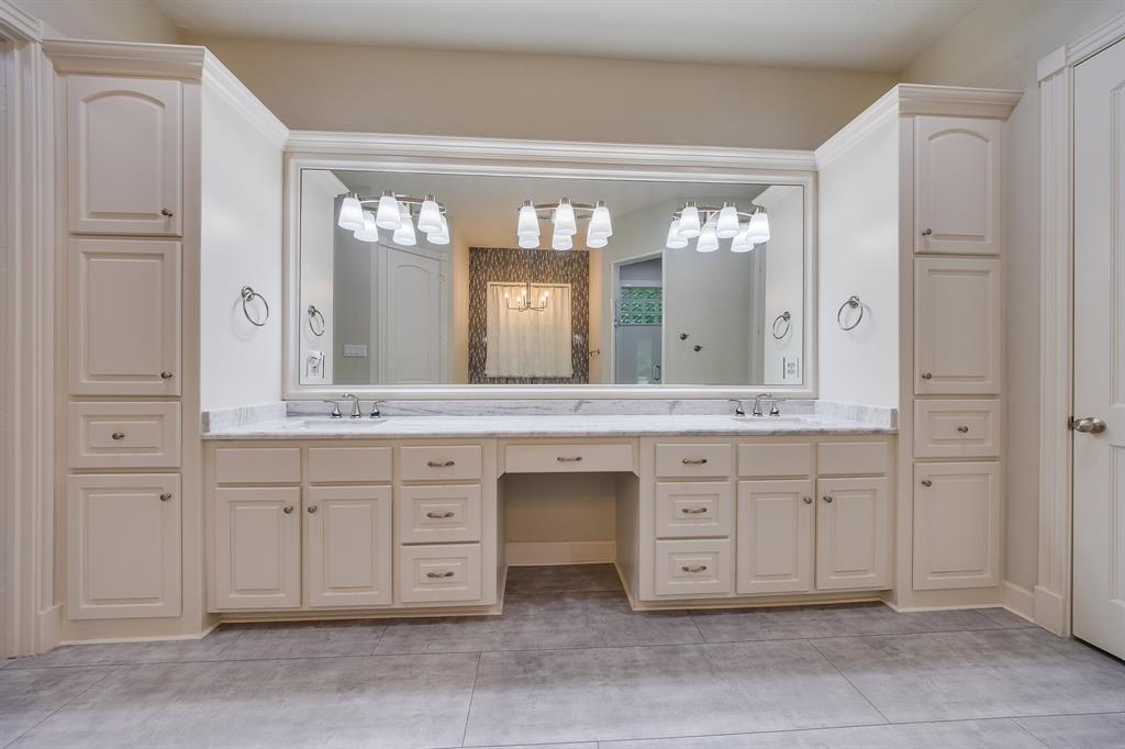 7277 Teaswood Drive, Conroe, Texas image 23