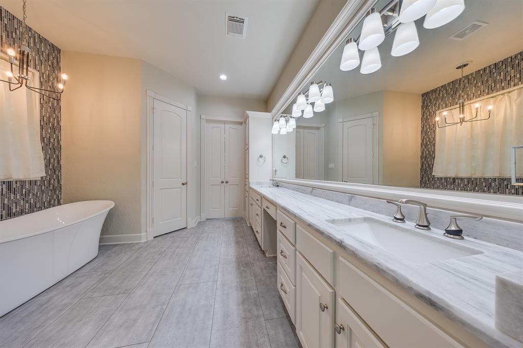 7277 Teaswood Drive, Conroe, Texas image 20