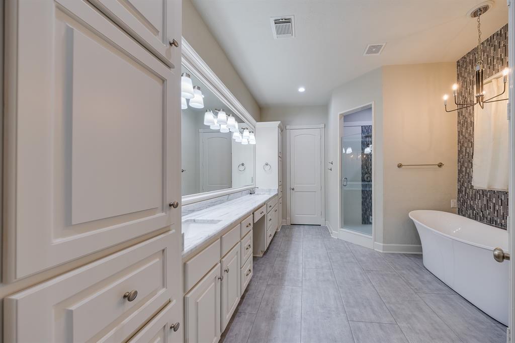 7277 Teaswood Drive, Conroe, Texas image 21