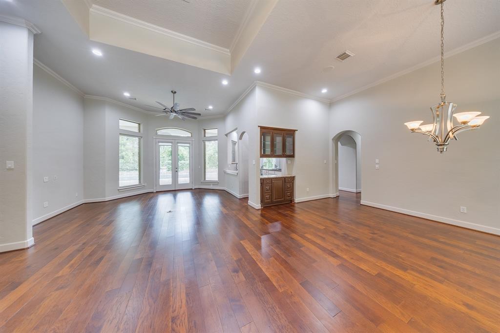 7277 Teaswood Drive, Conroe, Texas image 7