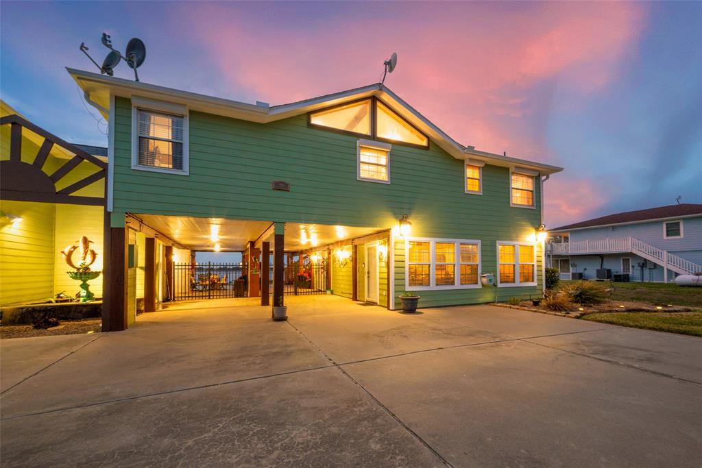 792 W Bayshore Drive, Palacios, Texas image 25