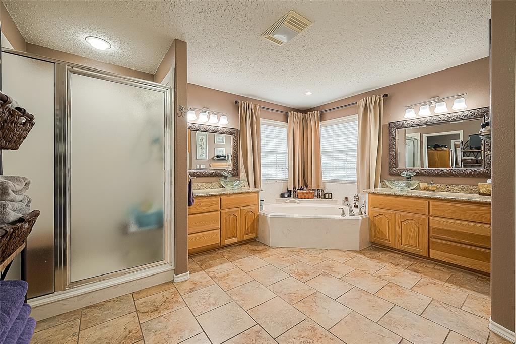 792 W Bayshore Drive, Palacios, Texas image 16