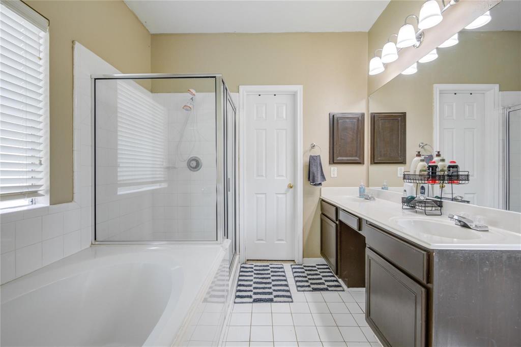 2810 Green Lodge Cir Circle, Spring, Texas image 28