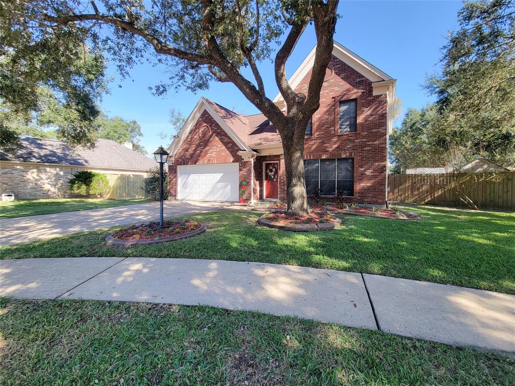 4011 Beechwood Drive, Pearland, Texas image 2