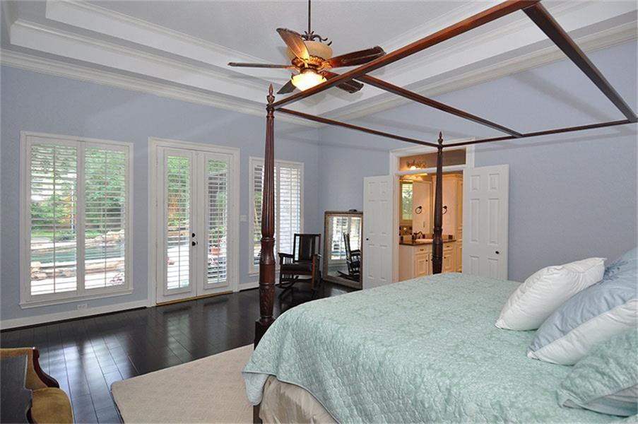 1703 Brookside Pine Lane, Houston, Texas image 8