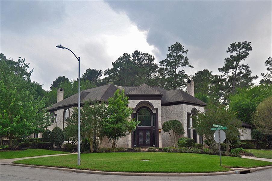 1703 Brookside Pine Lane, Houston, Texas image 1