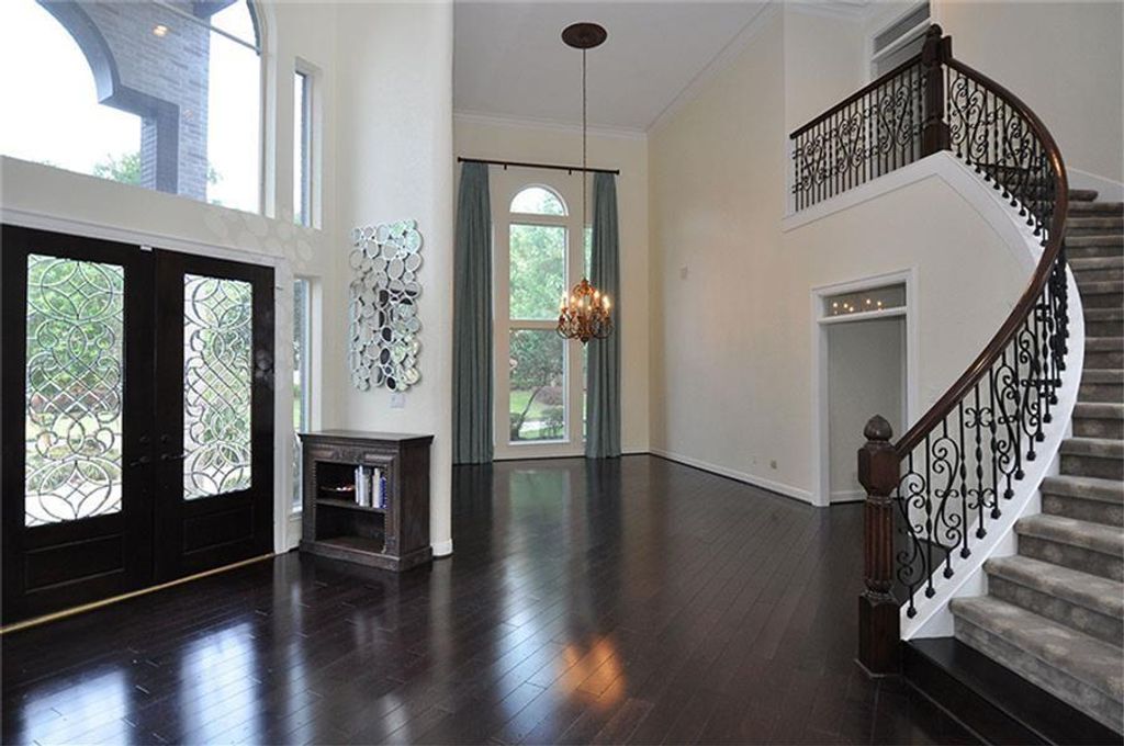 Photo of 1703 Brookside Pine Lane, Houston, TX 77345 (MLS # 41049150)