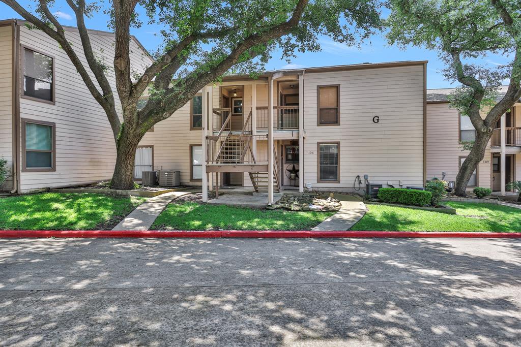 205 Lakeview Terrace