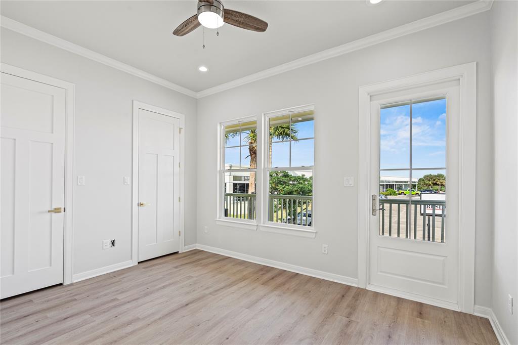 1106 62nd St, Galveston, Texas image 7