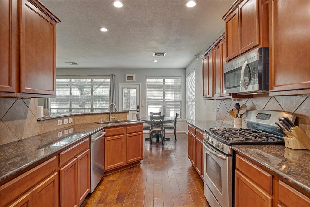 114 Black Swan Place, The Woodlands, Texas image 17