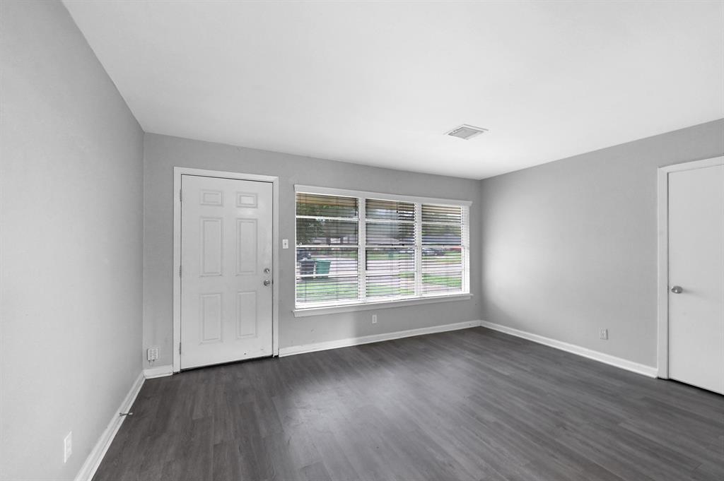 10318 Homestead Road, Houston, Texas image 4