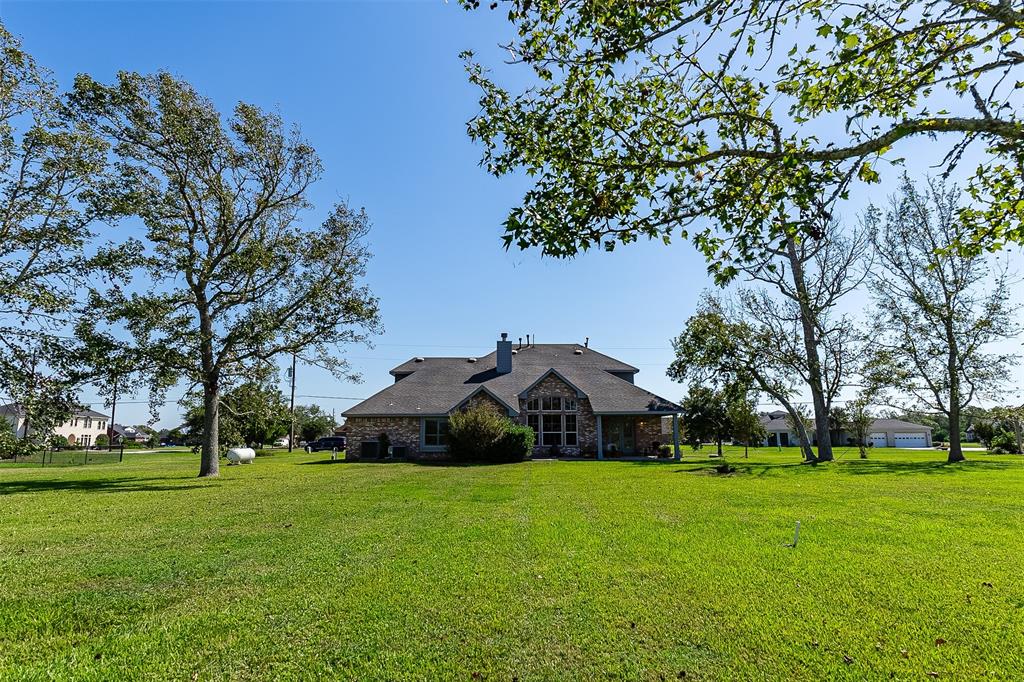 8991 Water Point Drive, Beach City, Texas image 32