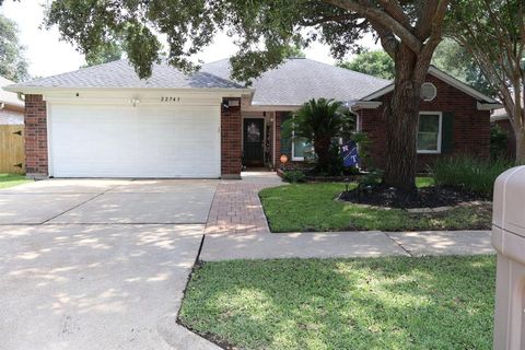 Single Family Residence in Katy TX 22743 Williamschase Drive.jpg