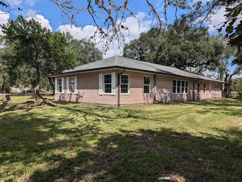 A home in Angleton