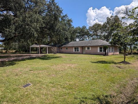 A home in Angleton