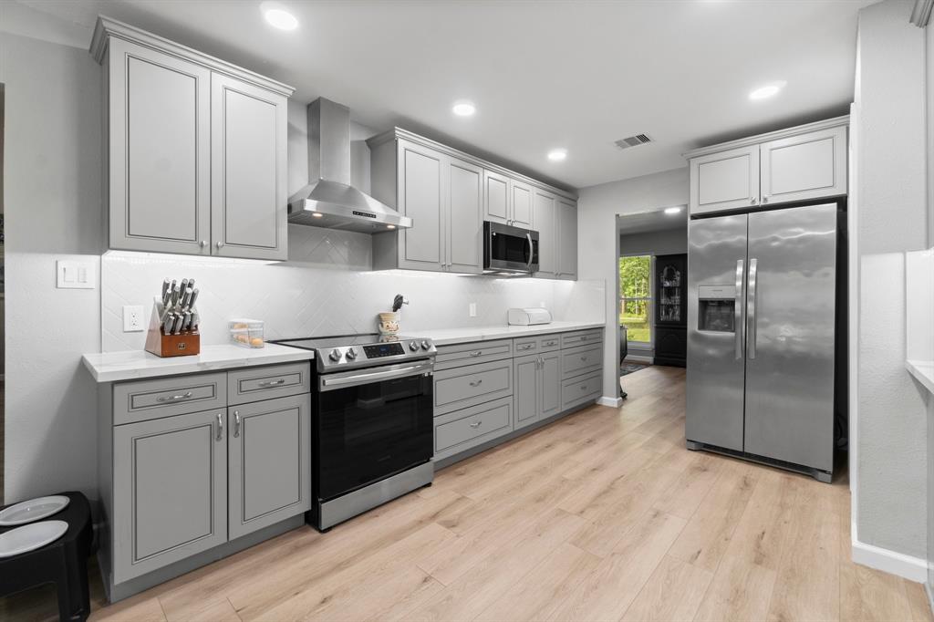 5222 Ranch Hill Drive