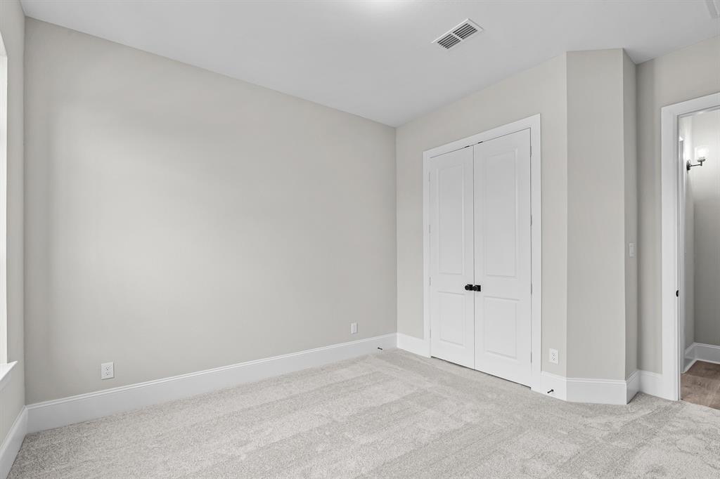 22210 Bushy Matgrass Lane, Cypress, Texas image 16