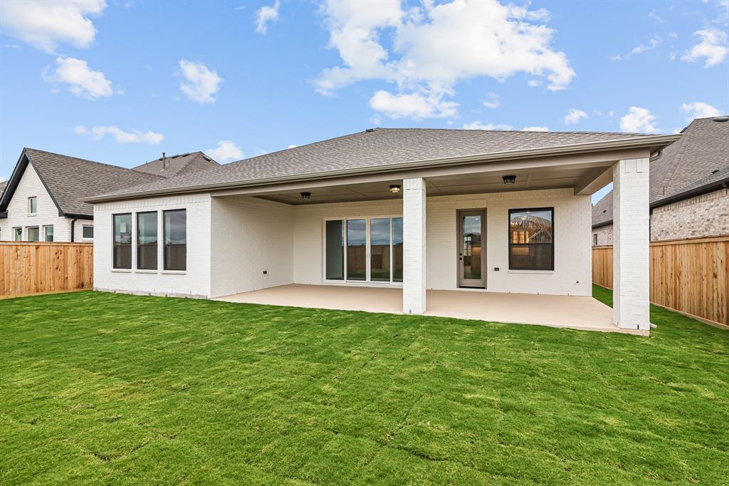 22210 Bushy Matgrass Lane, Cypress, Texas image 8