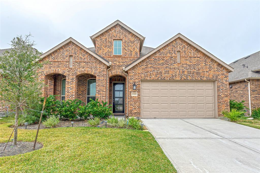 20819 Shawbrook Drive, Spring, Texas image 1