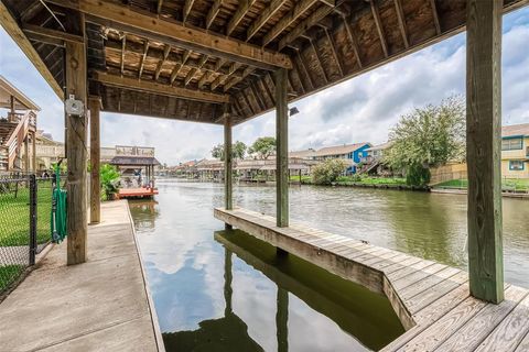 A home in Bayou Vista