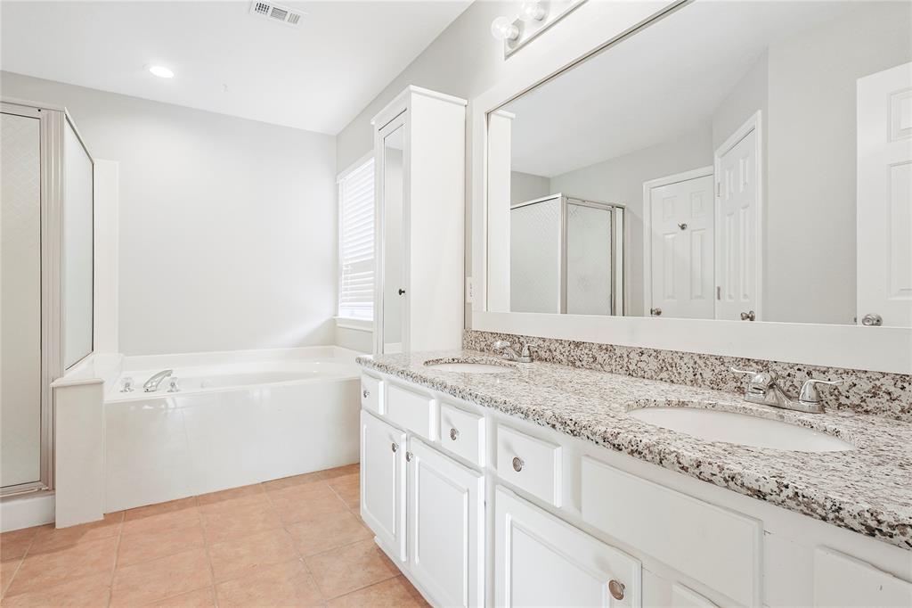4204 Seminole Drive, Pearland, Texas image 17