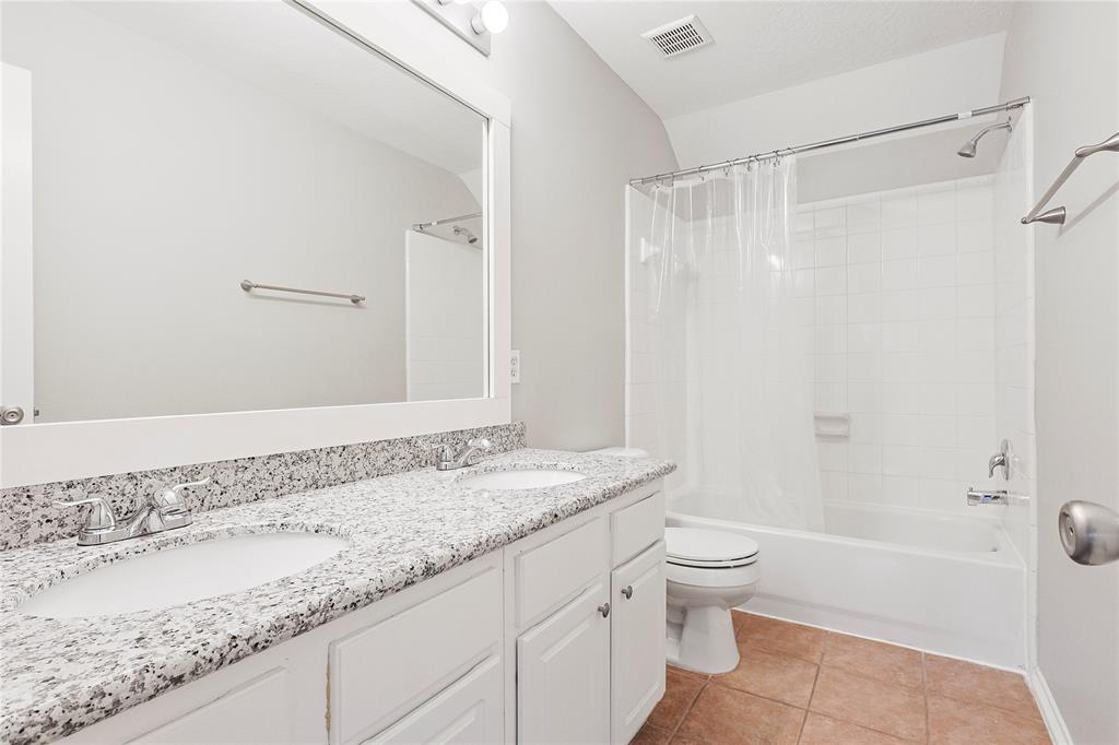 4204 Seminole Drive, Pearland, Texas image 24