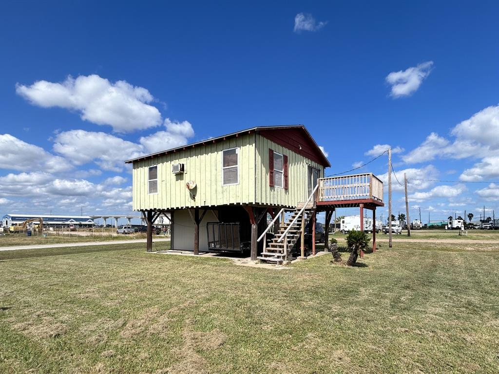 423 Whelk Street, Surfside Beach, Texas image 4