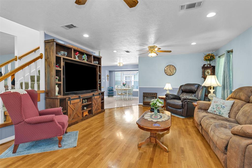 27682 Kingport Drive, Splendora, Texas image 10