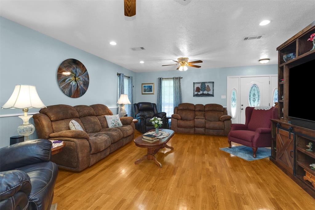 27682 Kingport Drive, Splendora, Texas image 12