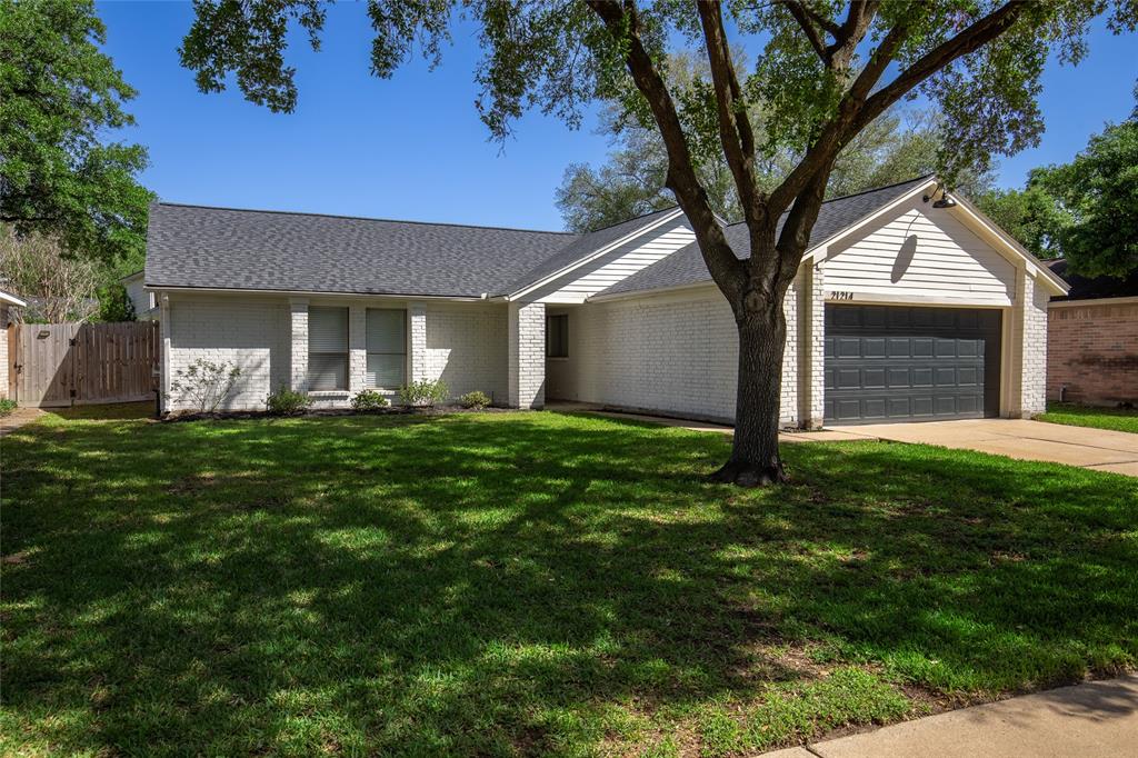 21214 Park Mount Drive, Katy, Texas image 1