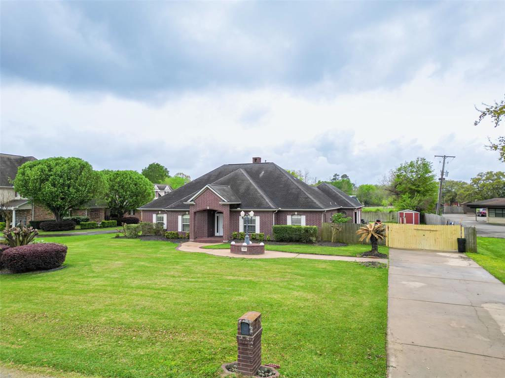 881 Baker Avenue, Port Neches, Texas image 36