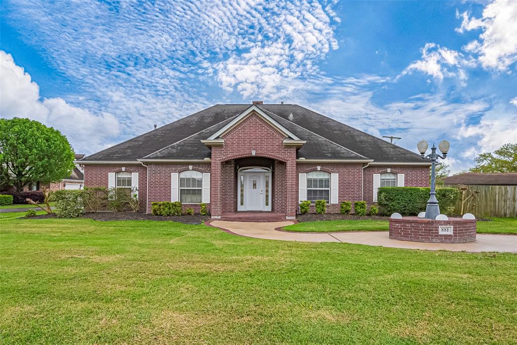 881 Baker Avenue, Port Neches, Texas image 1