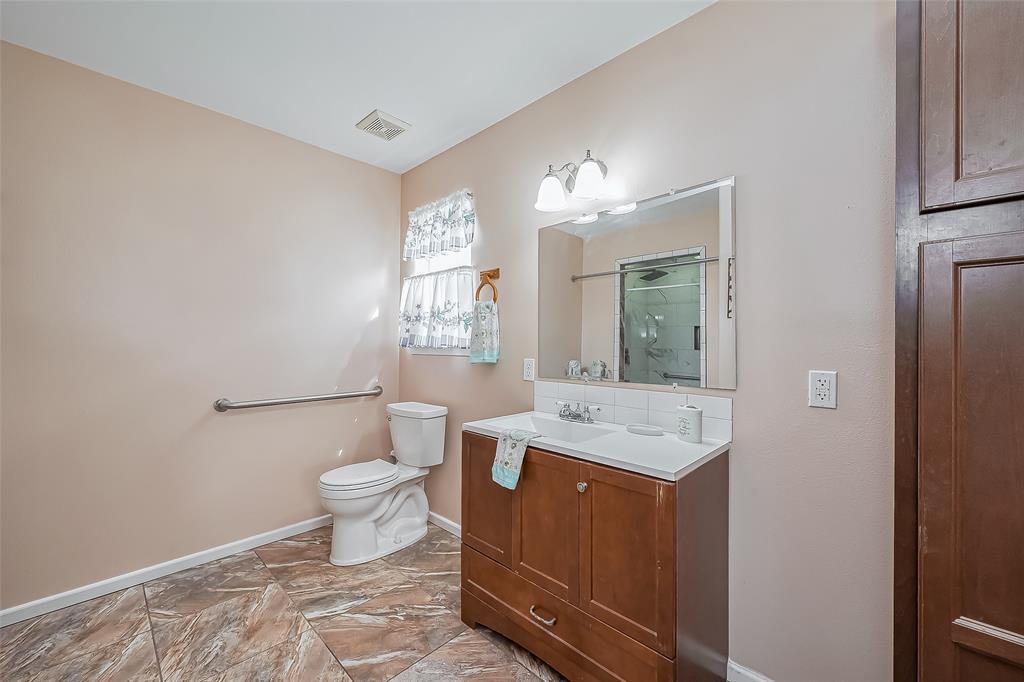 110 Kyle Street, Onalaska, Texas image 15