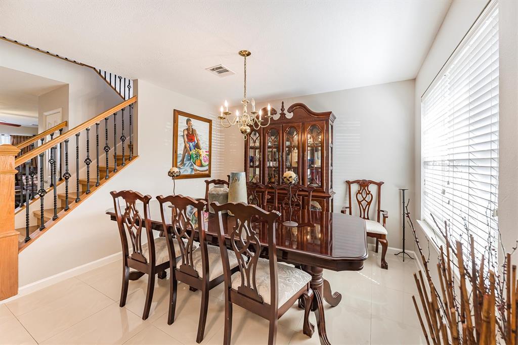 3815 Brook Garden Lane, Katy, Texas image 9