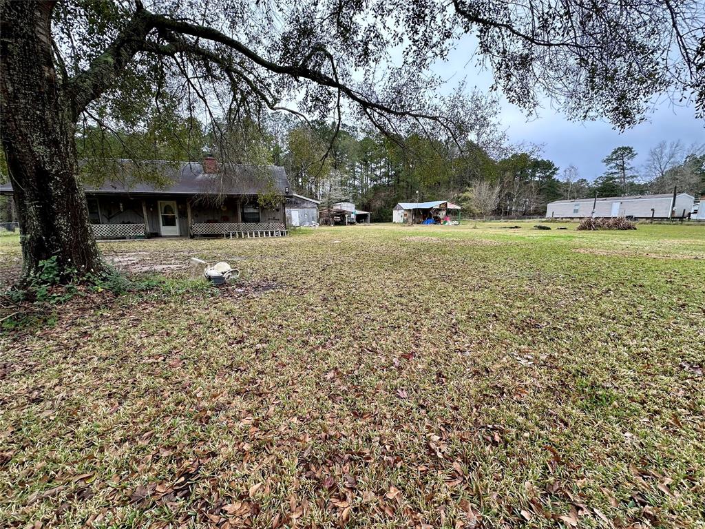 2713 Pine Park Drive, Silsbee, Texas image 2