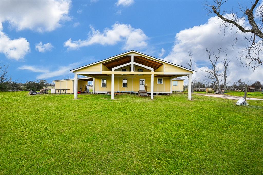 13951 Cochran Road, Waller, Texas image 3