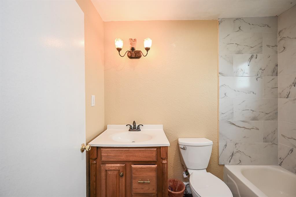 13951 Cochran Road, Waller, Texas image 30