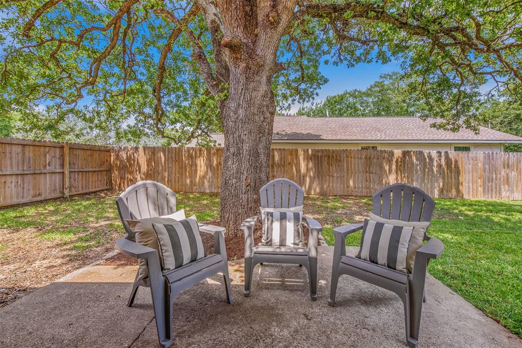 2501 Hardwood Drive, Bryan, Texas image 24