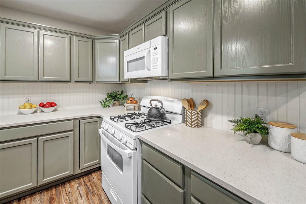 2501 Hardwood Drive, Bryan, Texas image 16