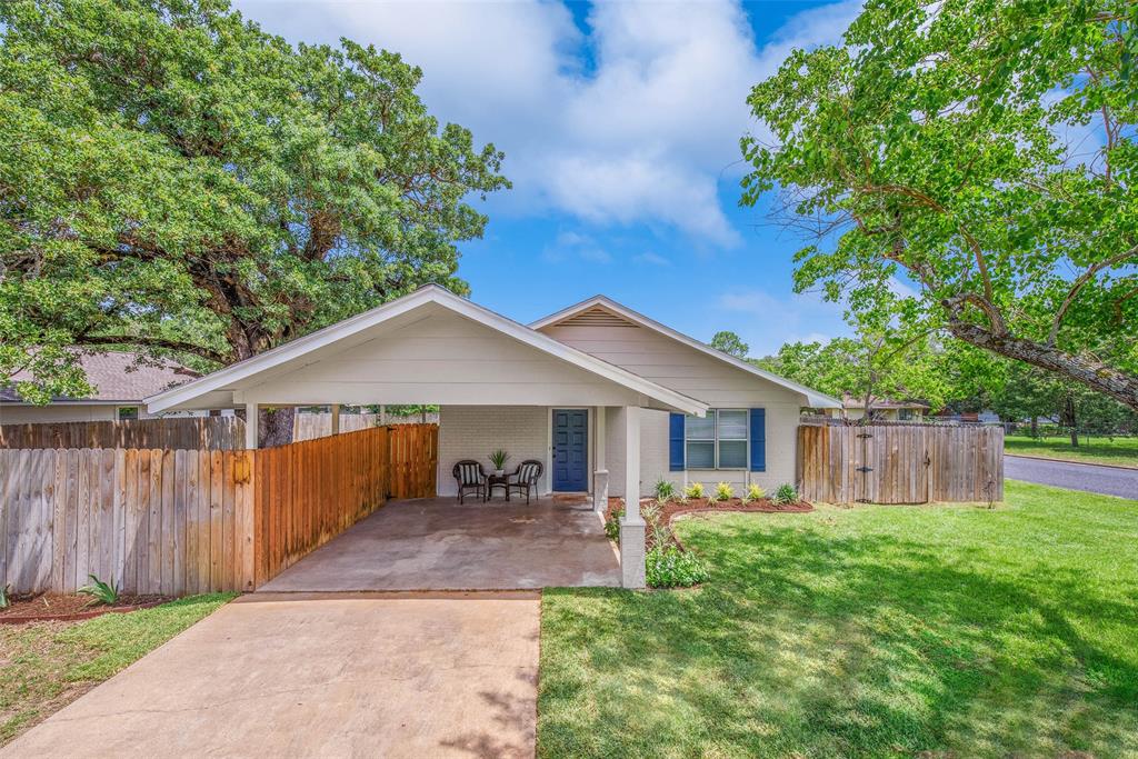 2501 Hardwood Drive, Bryan, Texas image 2