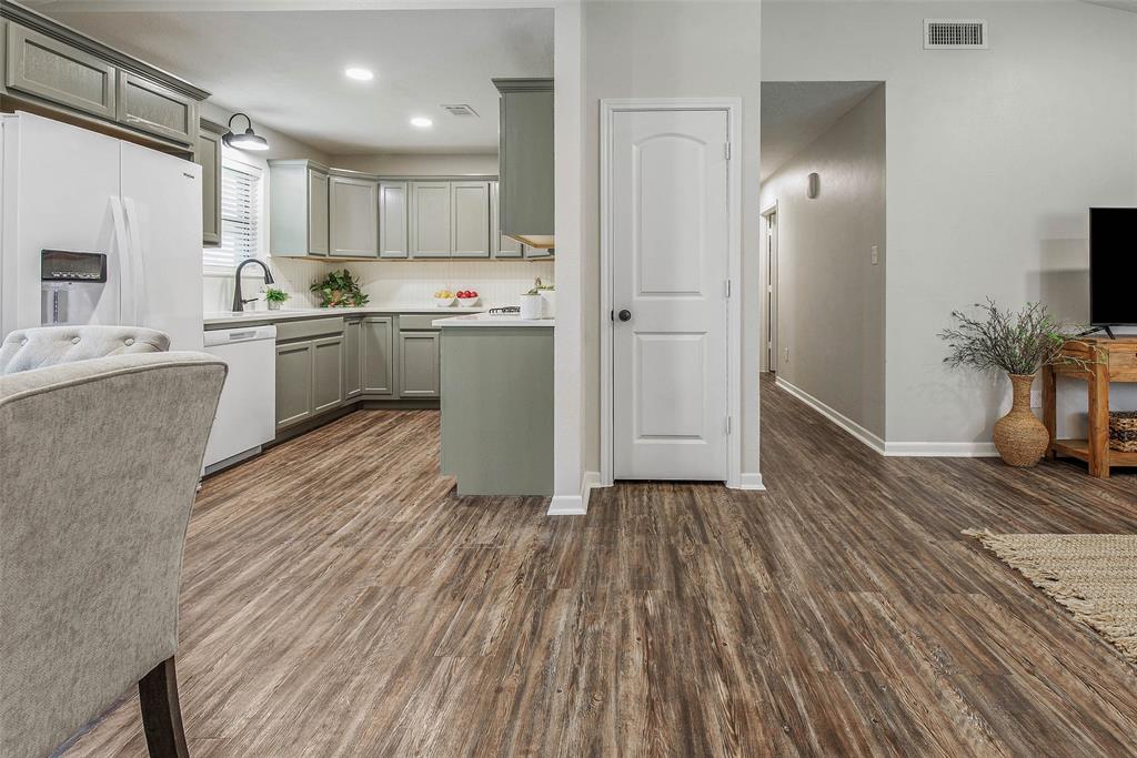 2501 Hardwood Drive, Bryan, Texas image 17