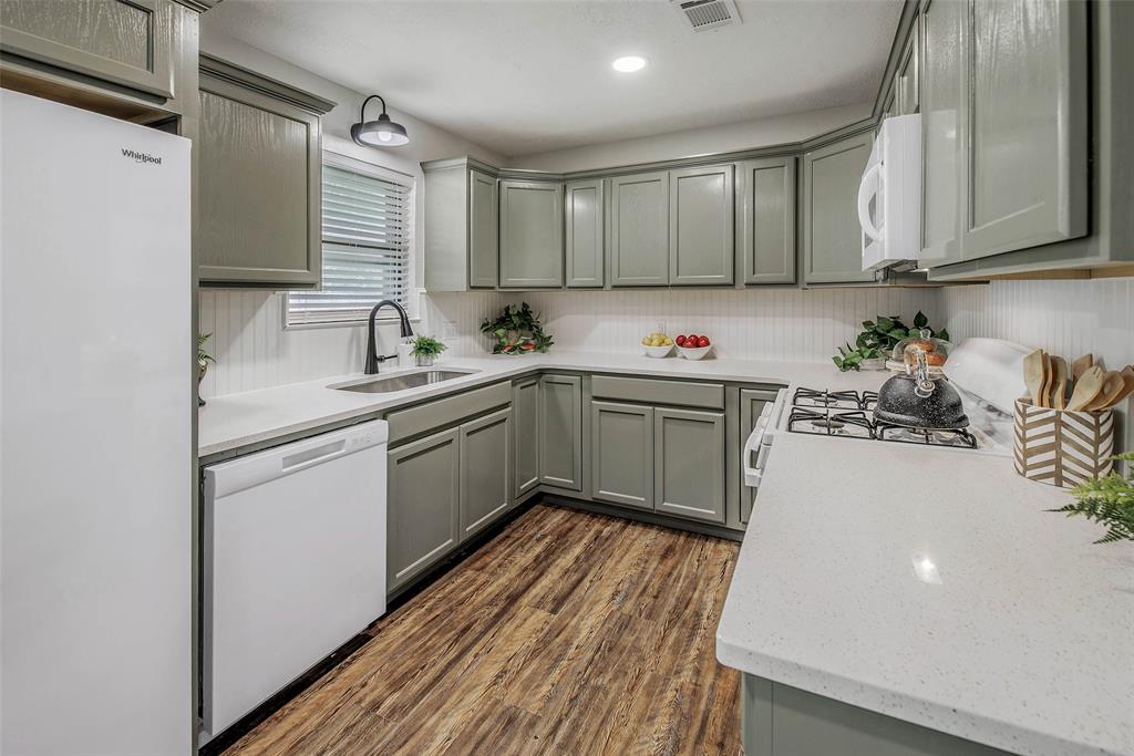 2501 Hardwood Drive, Bryan, Texas image 14
