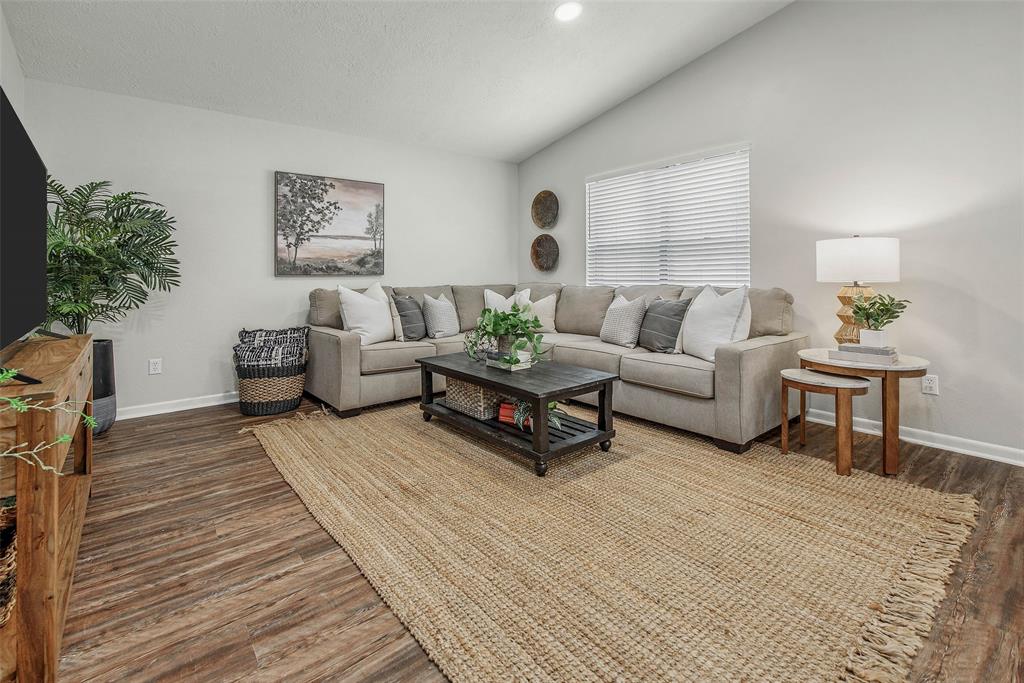 2501 Hardwood Drive, Bryan, Texas image 7