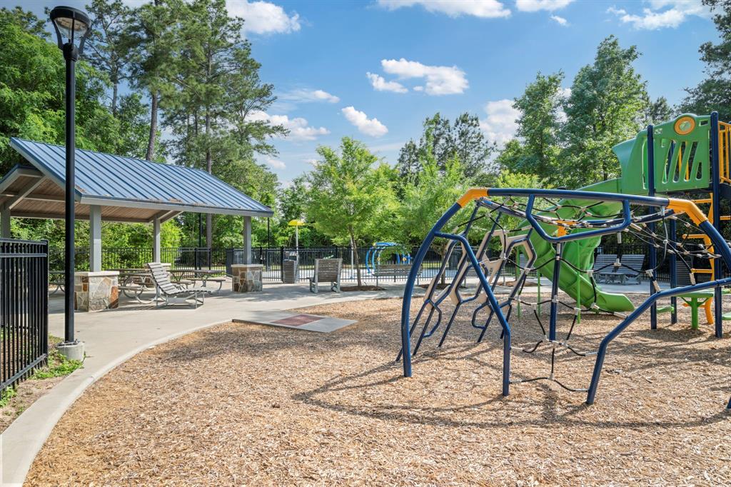 115 Southern Red Oak Lane, Magnolia, Texas image 37