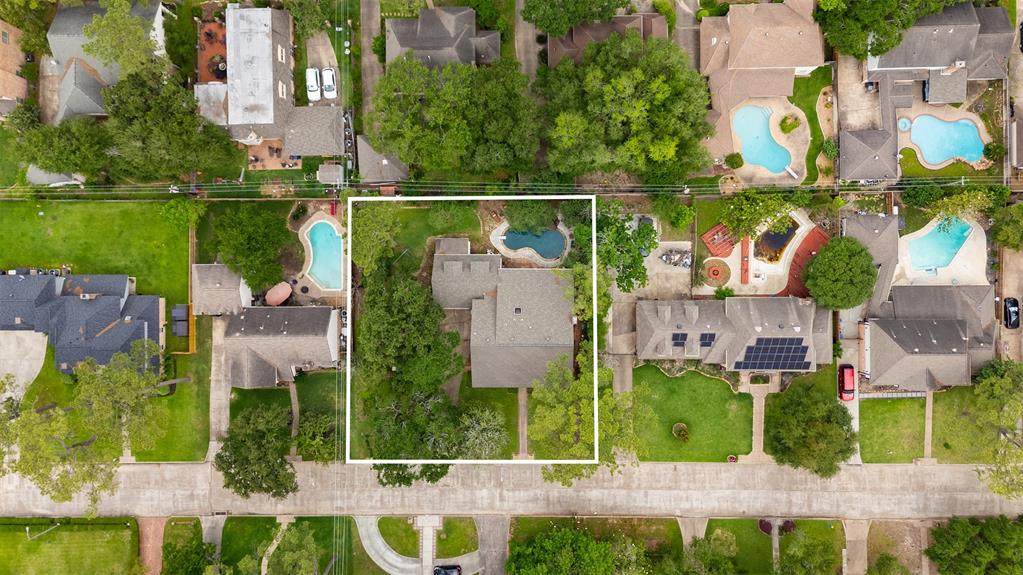 5606 Foresthaven Drive, Houston, Texas image 3