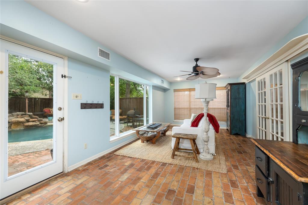 5606 Foresthaven Drive, Houston, Texas image 10