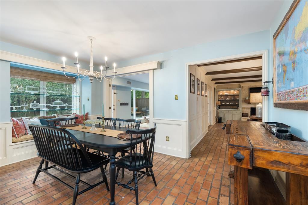 5606 Foresthaven Drive, Houston, Texas image 12