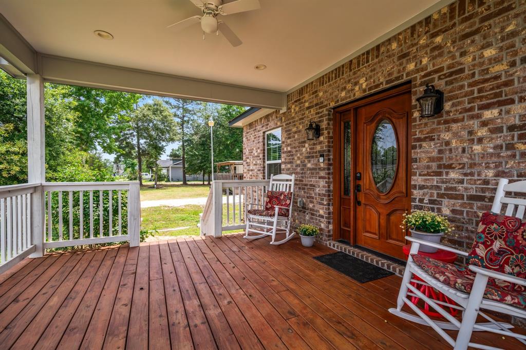 16410 Camden Hunt Drive, Conroe, Texas image 2