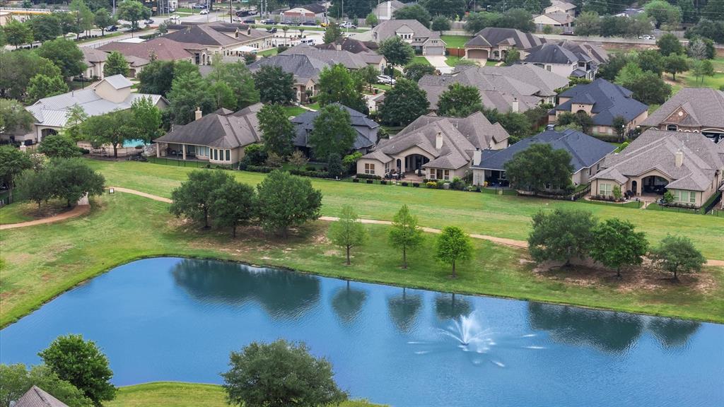16014 Comal Bend Lane, Cypress, Texas image 39
