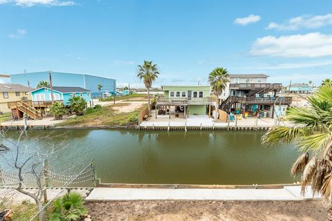 A home in Surfside Beach